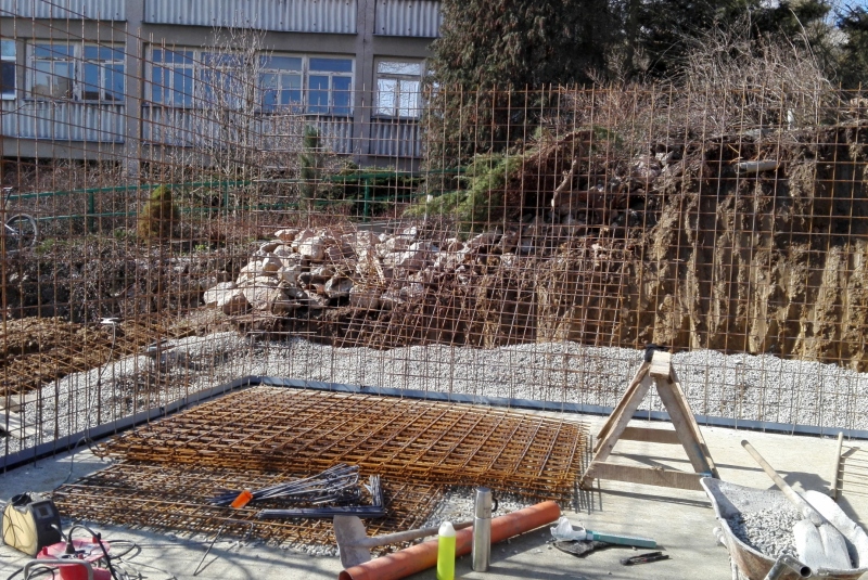 Garáže Mánesova Garáže Mánesova