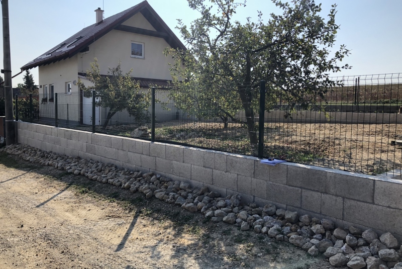 Oplotenie a teréne úpravy Baška