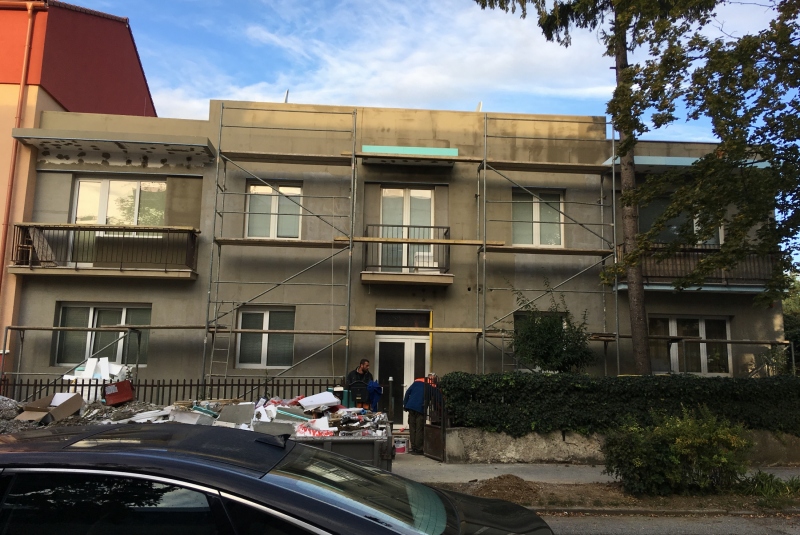 Rekonštrukcia fasády bytového domu Rázusova Rekonštrukcia fasády bytového domu Rázusova