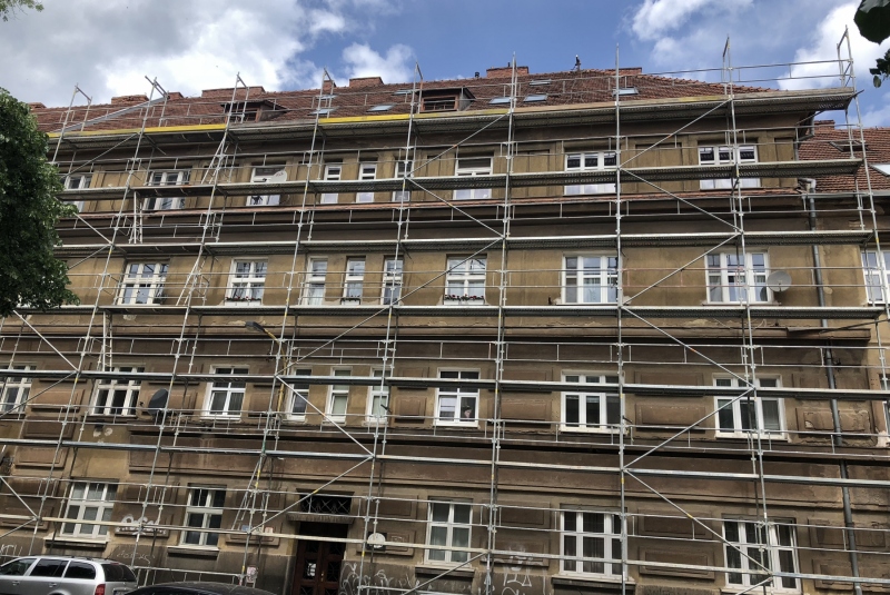Rekonštrukcia strechy bytového domu Staré mesto, Podtatranského