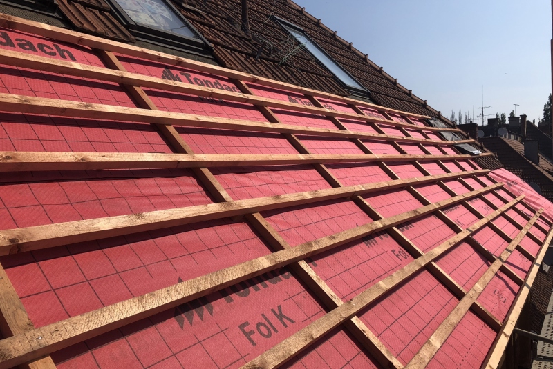 Rekonštrukcia strechy bytového domu Staré mesto, Podtatranského Rekonštrukcia strechy bytového domu Staré mesto, Podtatranského