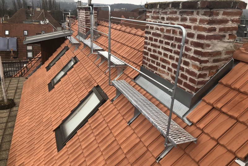 Rekonštrukcia strechy bytového domu Staré mesto, Podtatranského Rekonštrukcia strechy bytového domu Staré mesto, Podtatranského