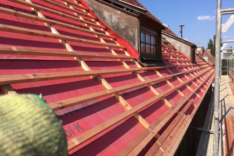 Rekonštrukcia strechy bytového domu Staré mesto, Podtatranského
