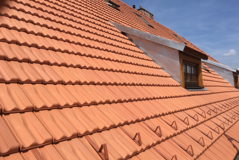 Rekonštrukcia strechy bytového domu Staré mesto, Podtatranského
