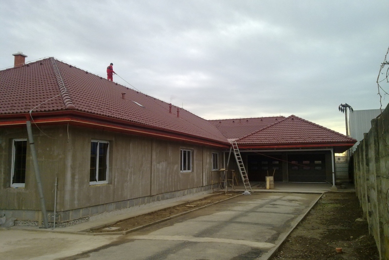 Tesárske a pokrývačské práce rodinný dom Košice, Jazerná