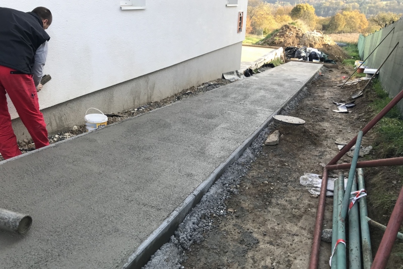 Rodinný dom zateplenie a teréne úpravy Sokoľ, Hrabová