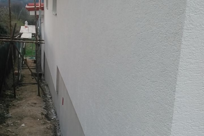 Rodinný dom zateplenie a teréne úpravy Sokoľ, Hrabová
