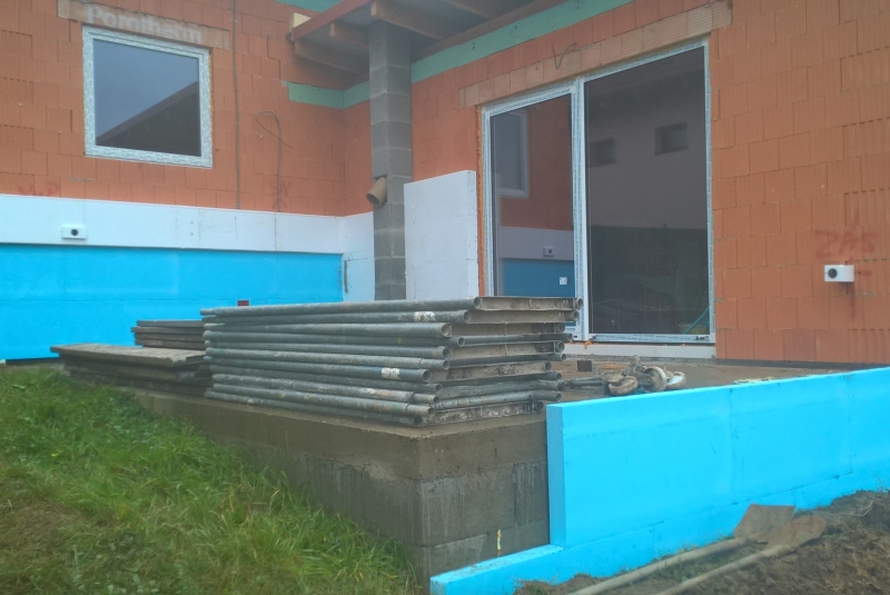 Rodinný dom zateplenie a teréne úpravy Sokoľ, Hrabová Rodinný dom zateplenie a teréne úpravy Sokoľ, Hrabová