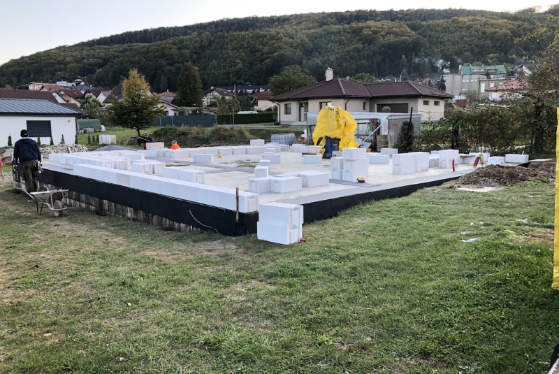 Základová doska Novostavba rodinného domu Sokoľ 2019 Novostavba rodinného domu Sokoľ 2019